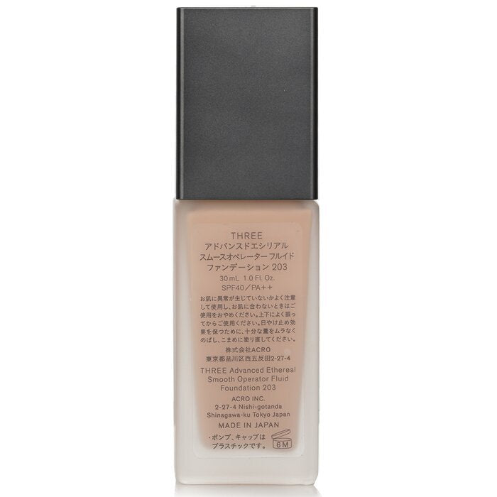 THREE Advanced Ethereal Smooth Operator Fluid Foundation SPF40 – Nr. 203, 30 ml