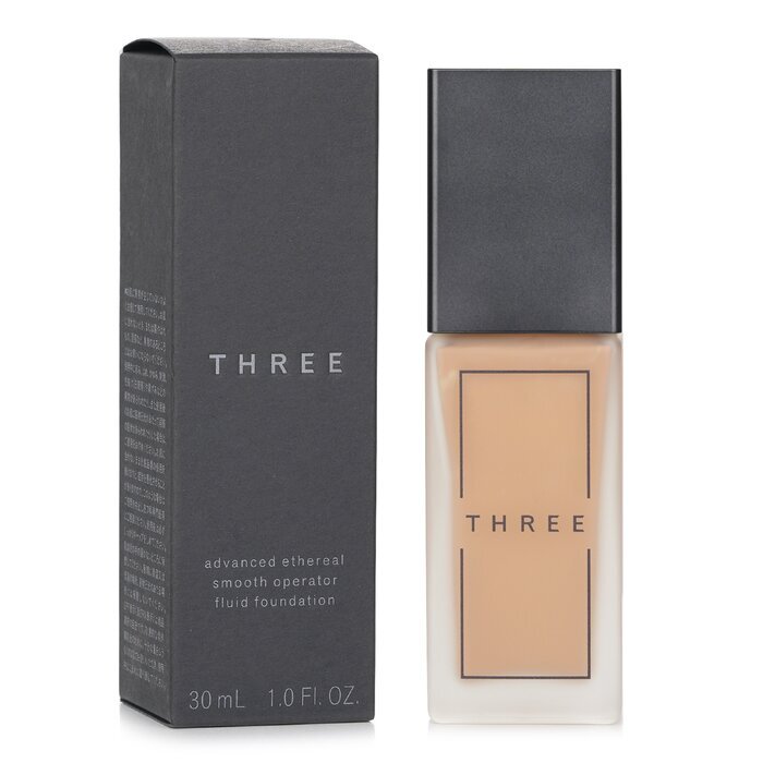 THREE Advanced Ethereal Smooth Operator Fluid Foundation SPF40 – Nr. 206, 30 ml