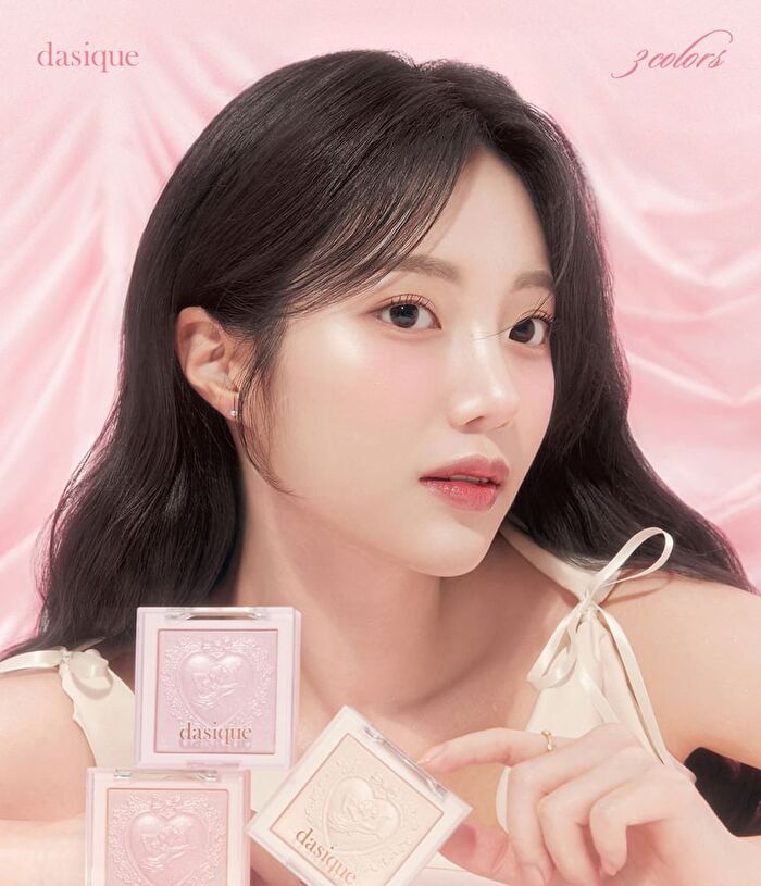 Dasique Luxe Glow Highlighter -  03 Ice Lavender 7g