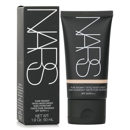 NARS Pure Radiant getönte Feuchtigkeitscreme LSF 30 – Alaska 50 ml