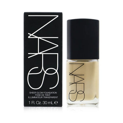 NARS Sheer Glow Foundation – Wien (Hell 4,5) 30 ml/1 oz