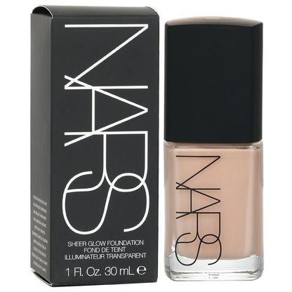 NARS Sheer Glow Foundation – Yukon (Hell 2,5) 30 ml/1 oz